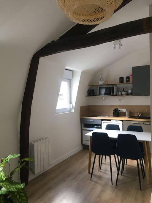 Appartement En Coeur De Ville أنجير المظهر الخارجي الصورة