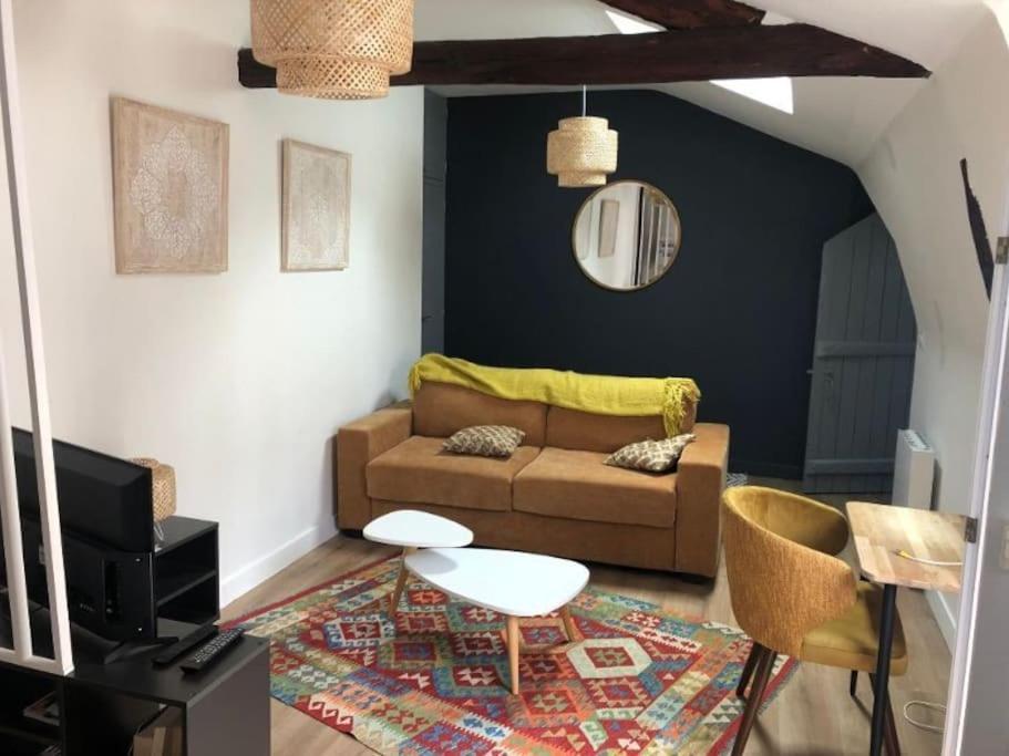 Appartement En Coeur De Ville أنجير المظهر الخارجي الصورة